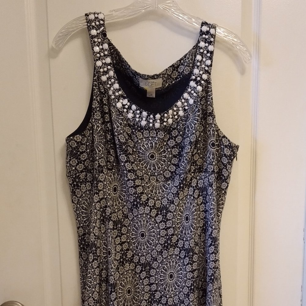 Ann Taylor Loft sleeveless dress